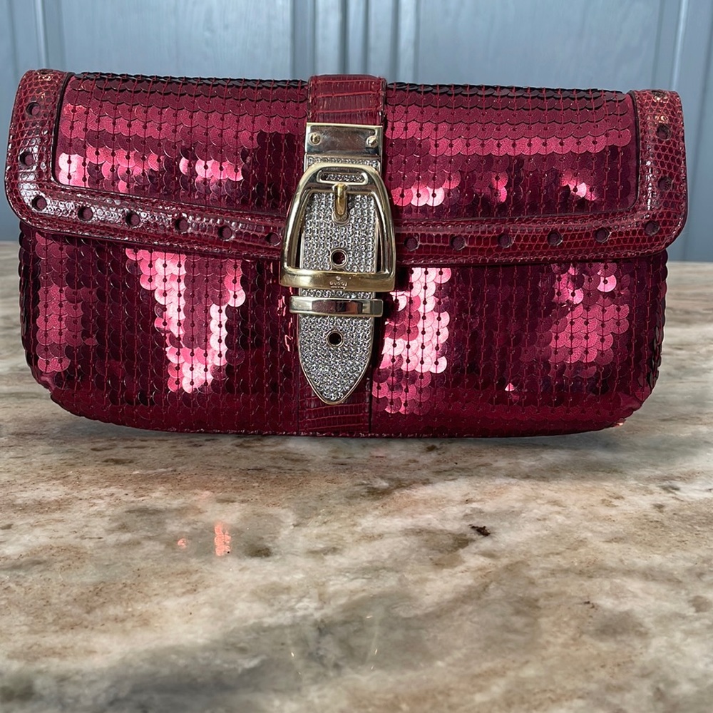 Gucci sequins clutch